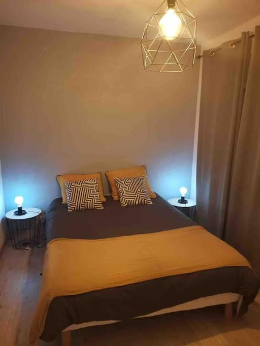 בורג-אן-ברס Charmant Appartement Au Calme מראה חיצוני תמונה